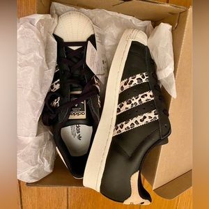 *NEW in BOX* adidas originals superstar leopard - women’s size 7